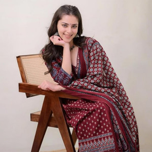 Women's Rayon Printed Anarkali Kurta and Pant with Dupatta Set ,maroon